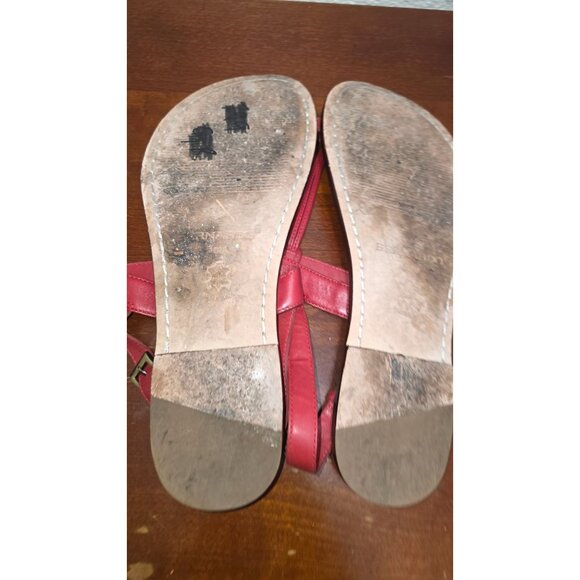 Bernardo Women's Red Leather Sandals Size 10M White Stitching & T-Strap Design - Picture 5 of 7